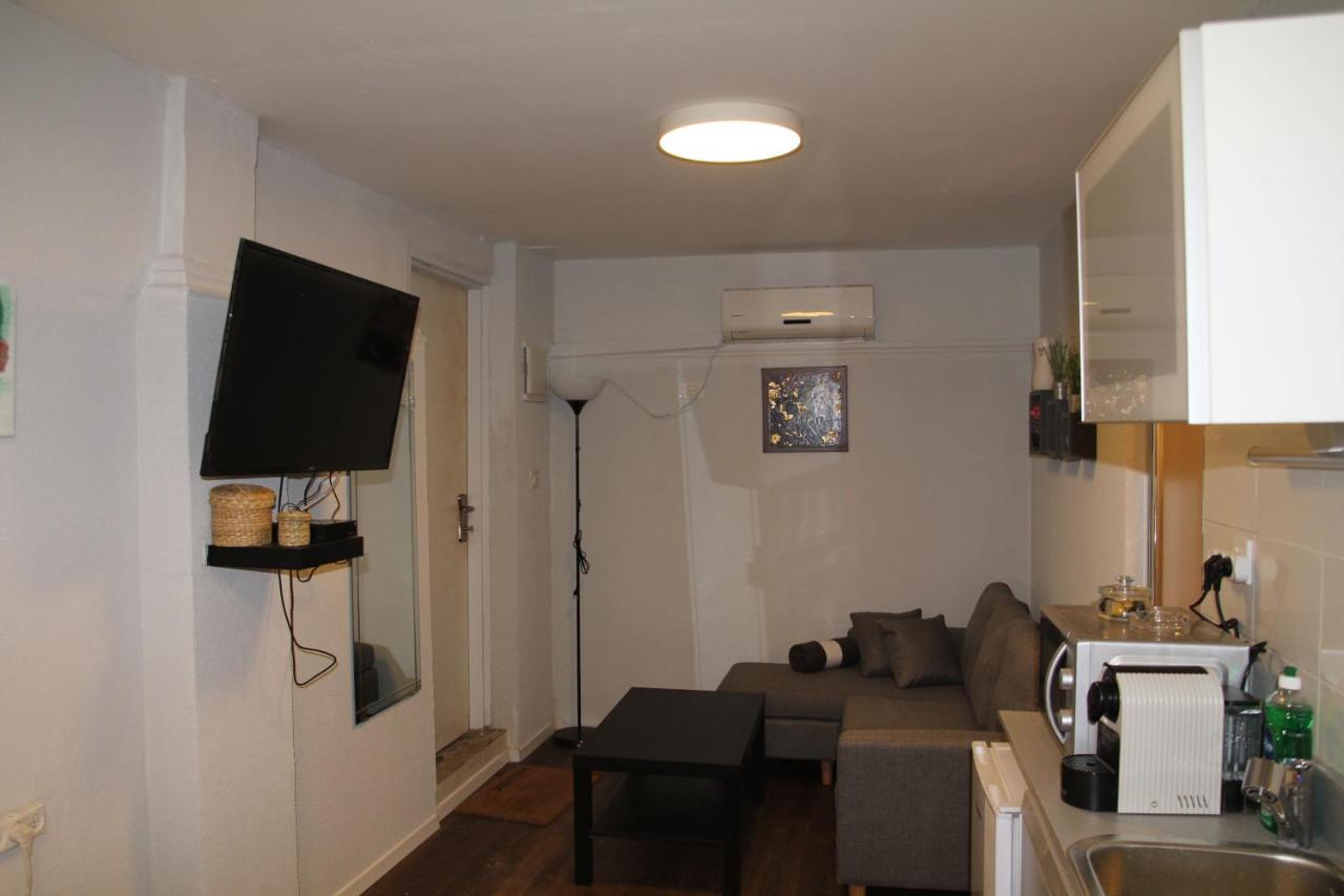 In The City Apartment